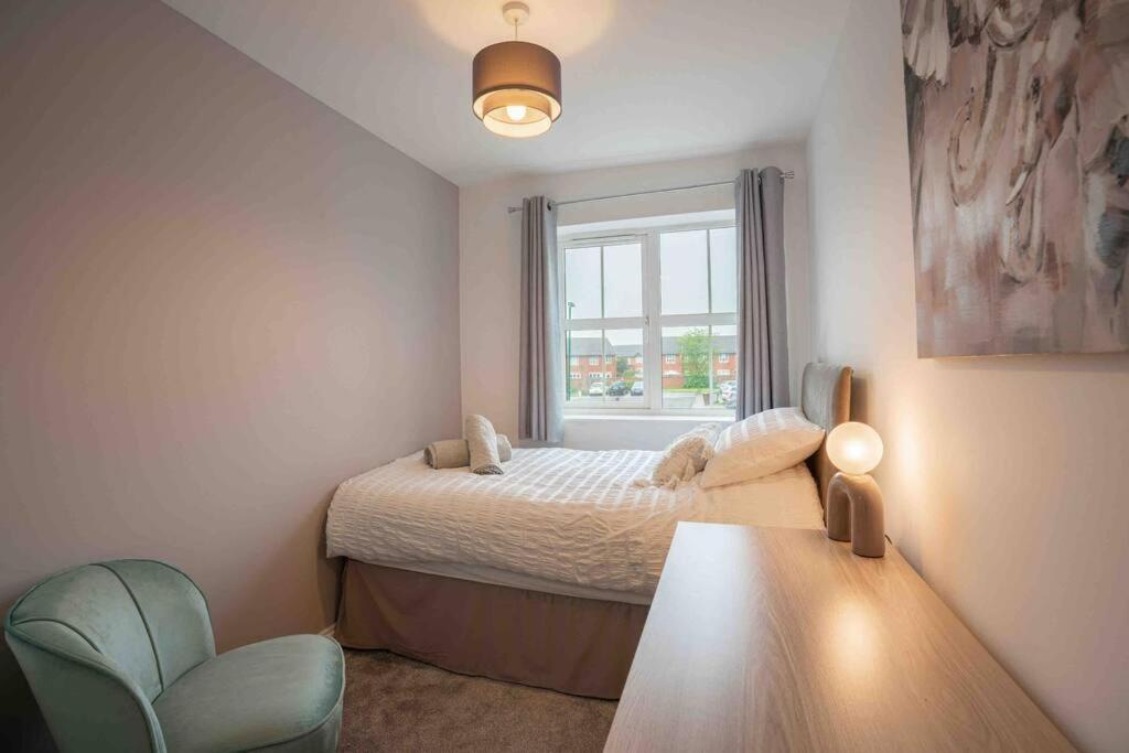 Stunning Abode 5 Min From Nec & Bhx, Pets Allowed Marston Green Exterior foto