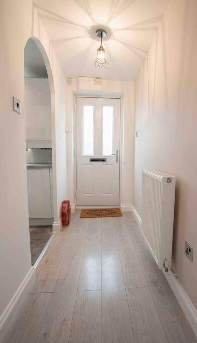 Stunning Abode 5 Min From Nec & Bhx, Pets Allowed Marston Green Cameră foto
